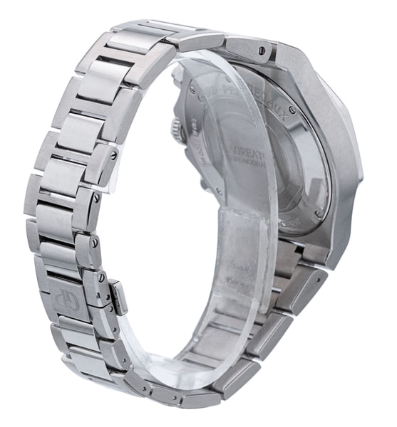 Girard Perregaux Laureato 81020-11-431-11A